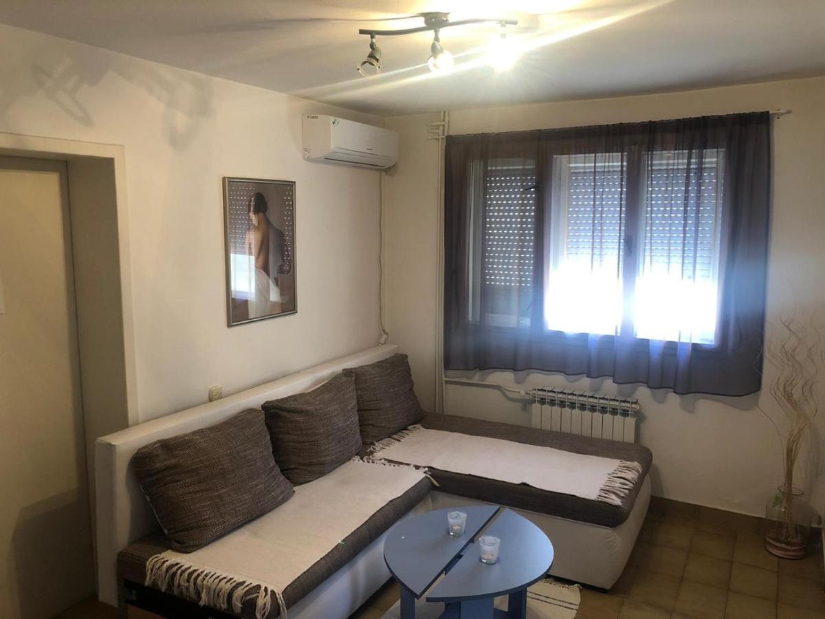 Day & Night Apartment Cuprija Luaran gambar